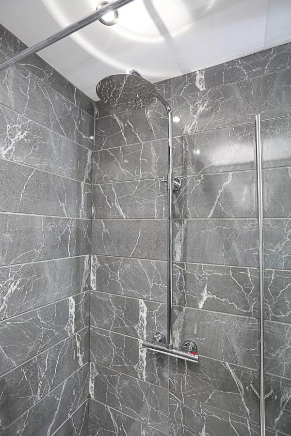 No1 Luxury Service Apartments Belfast Buitenkant foto